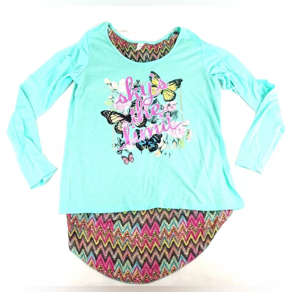 Junior Women’s No Boundaries Long Sleeve Multi Color Shirt
